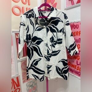 NWT Alembika Lilly Tunic